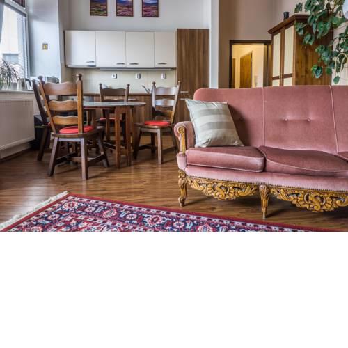Home away apartment