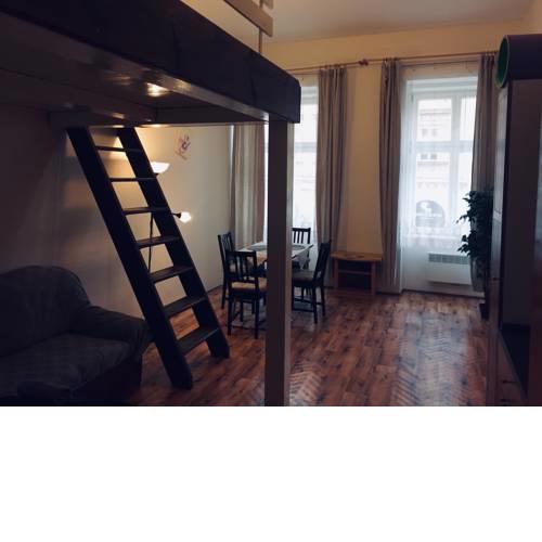 HOME for travelers! Calm&chill near to old town