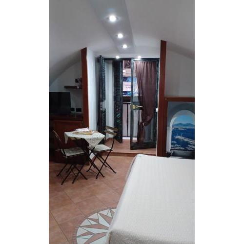 Home in love: balconcino spaccanapoli