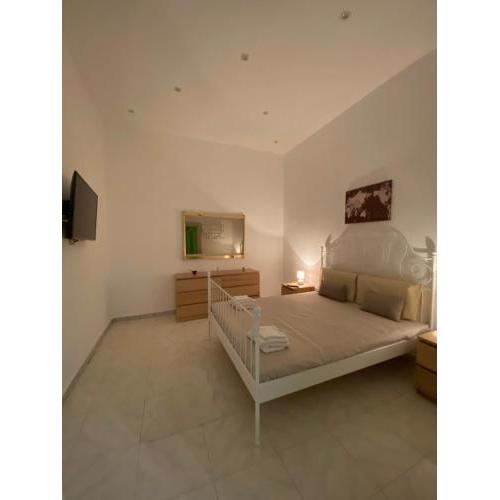 Home La Piazzetta