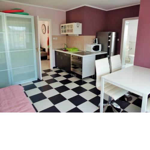 Home-Service Apartman