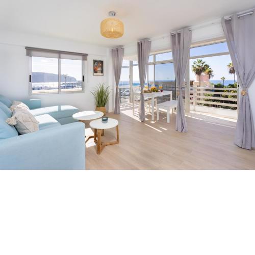 Home2Book Beachfront Design&Views Los Cristianos