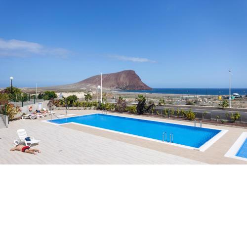 Home2Book Stylish & Relax Attic La Tejita, Pool