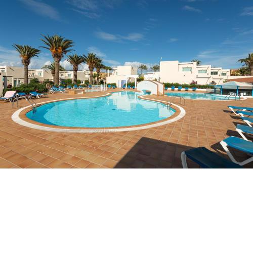 HomeForGuest Apartamento 15 con terraza y piscina en Corralejo