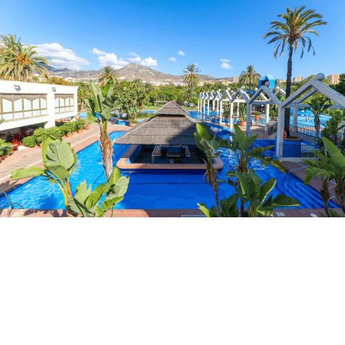 HomeForGuest Beautiful apartment with sea views in Benal Beach, Benalmádena