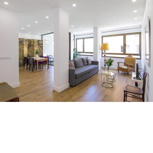 HomeForGuest Stylish and Modern Apartment overlooking Las Canteras