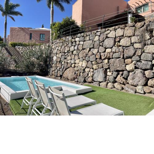 HomeForGuest Villa 1 in Salobre Golf with private pool and great views