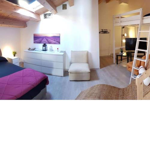 HOMEHOLIDAYINSICILY - APPARTAMENTO LOFT NORD