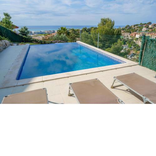 HomeHolidaysRentals Pirineus - Costa Barcelona