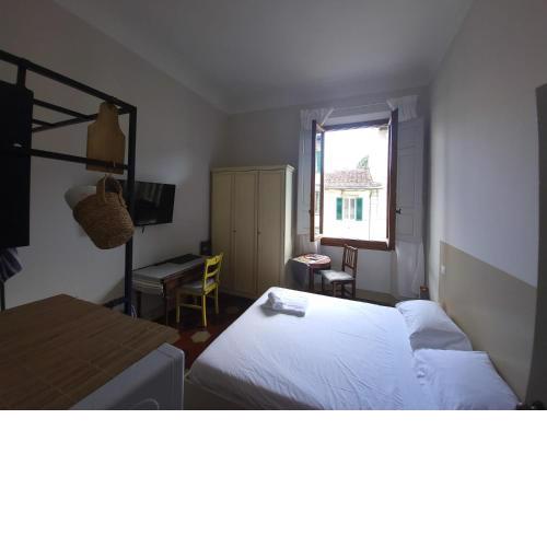Homely studio flat 10 minutes from the city centre