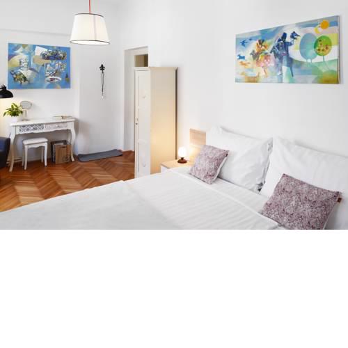 Homestay in Light Sojourn Room
