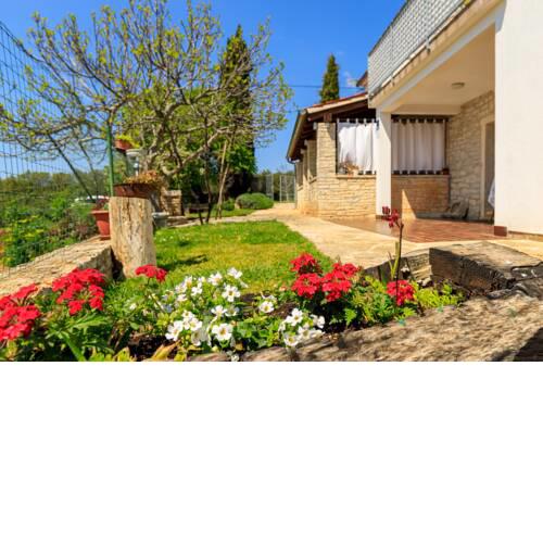 Honeymoon House Eufemia