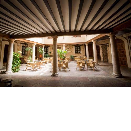 Hospedería Real Casona la Beltraneja