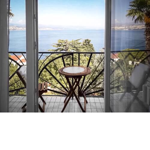 Host me Simply - Spacious Opatija Apartment for 6 people