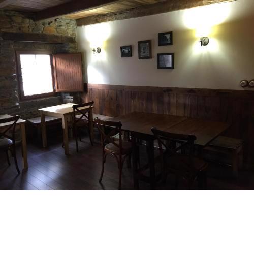 Hostal De Montaña La Aldeya