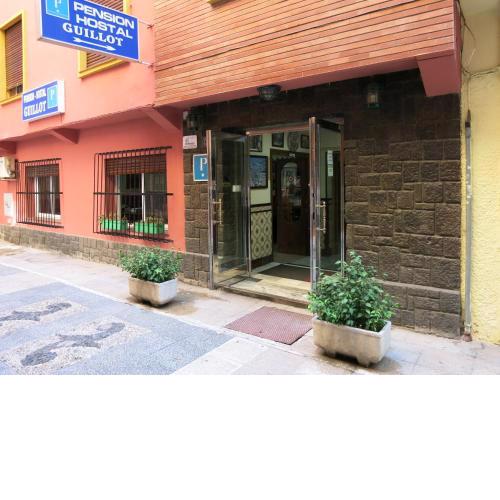 Hostal Guillot
