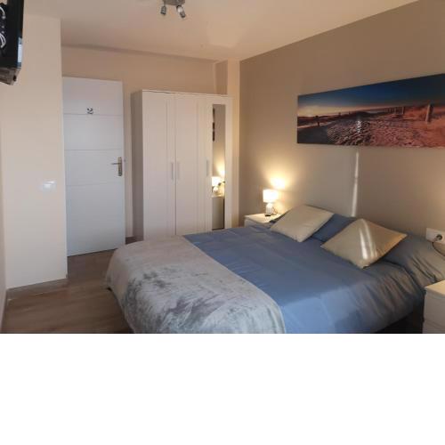 Hostal Mari, alquiler habitación privada en hostal, 6 habitaciones cerca de la universidad y aeropuerto Norte, 3 baños compartidos