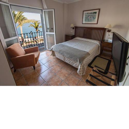 Hostal Marissal by Dorobe