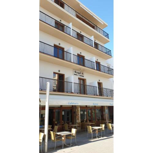 Hostal Mayol