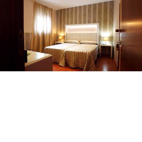 Hostal Paris