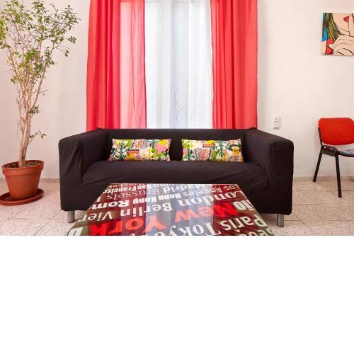 Hostal River