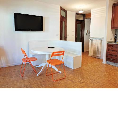 Hostdomus - City Hall Suites
