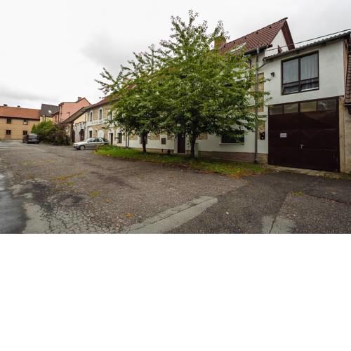 Hostel Buštěhrad