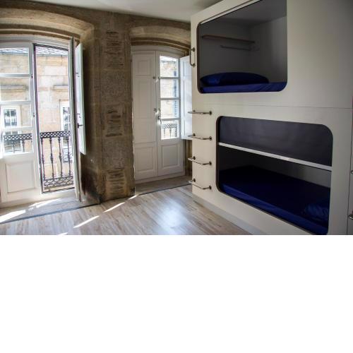 Hostel Cross