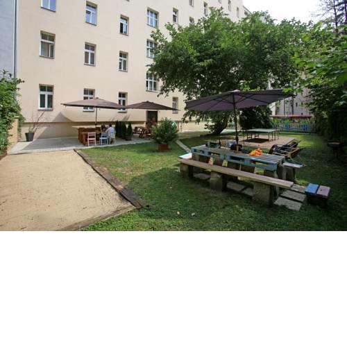 Hostel Dakura