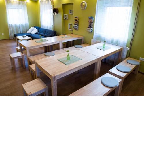 Hostel Hiša Na Travniku