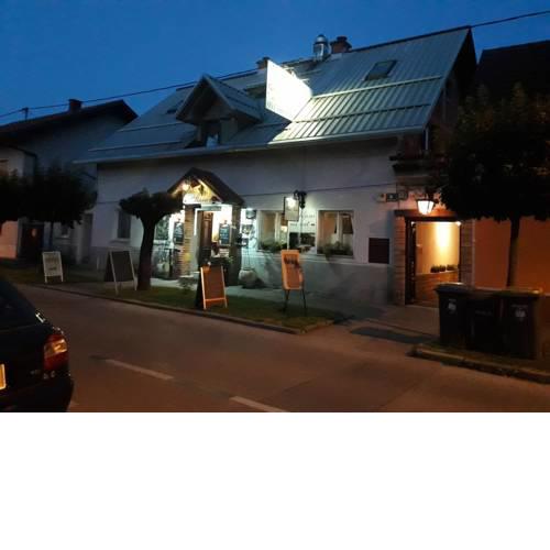 Hostel Piero