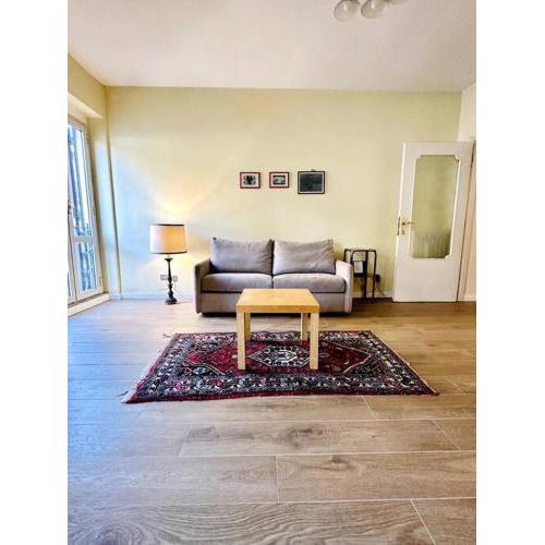 HostMe Piazza di Spagna apartament