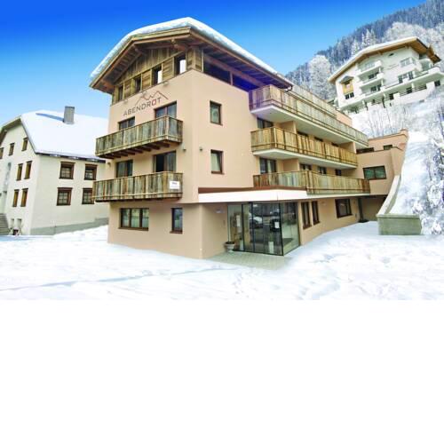 Hotel Abendrot by Skinetworks