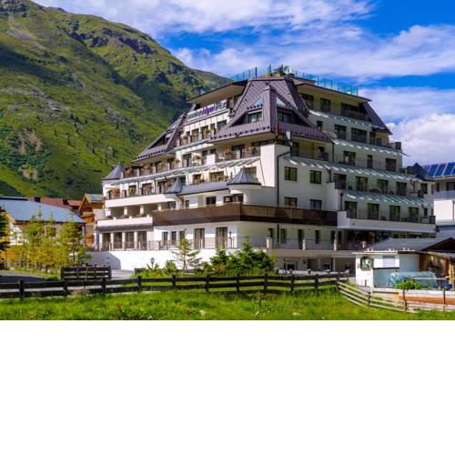 Hotel Alpenland
