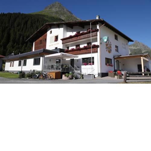 Hotel Alpina