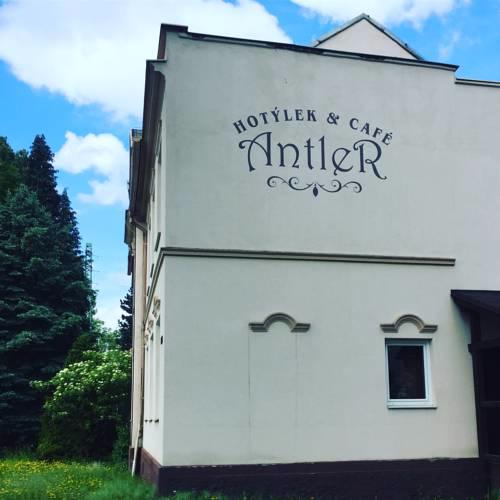 Hotel Antler