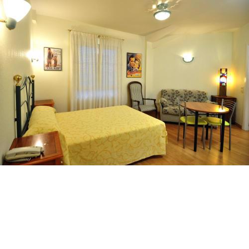 Hotel Apartamentos Aralso Sotillo