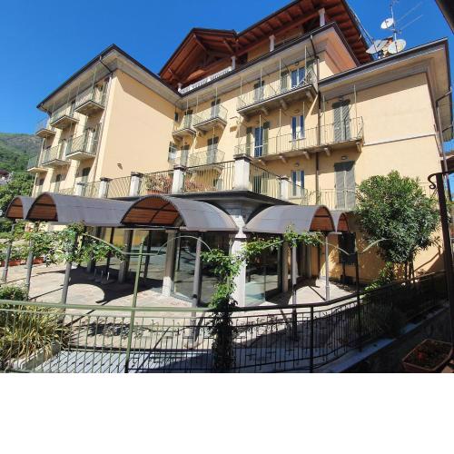Hotel Azalea