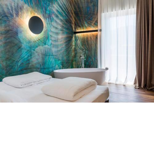Hotel Baia Azzurra - Lake Front