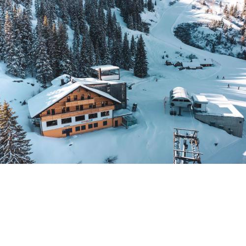Hotel Berghof - Riesneralm