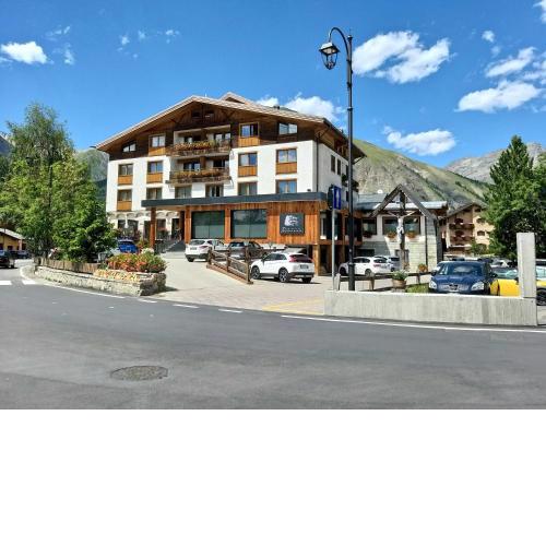 Hotel Bernina
