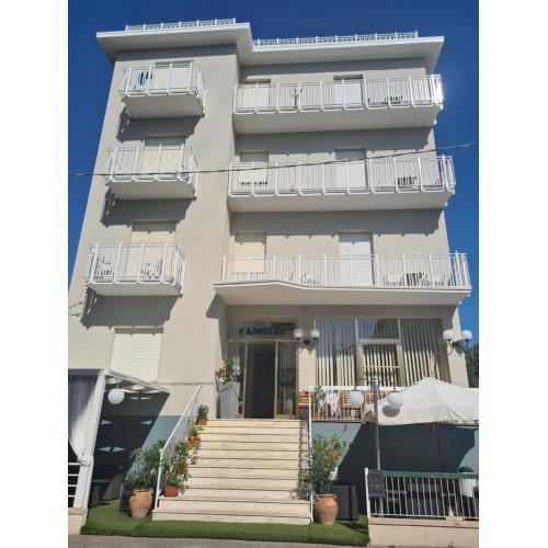 Hotel Camelia