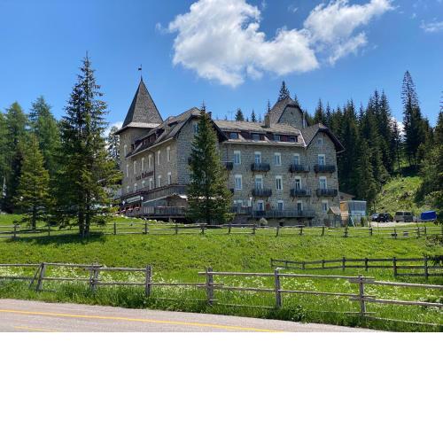Hotel Castel Latemar