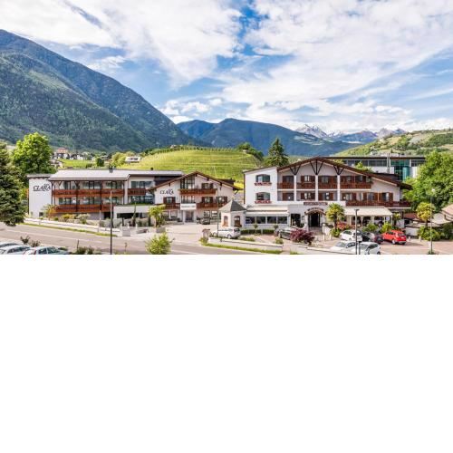 Hotel Clara