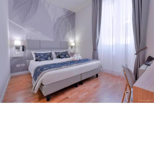 Hotel Cosmos