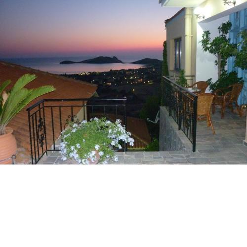Hotel Dina - Ξενοδοχείο Ντινα