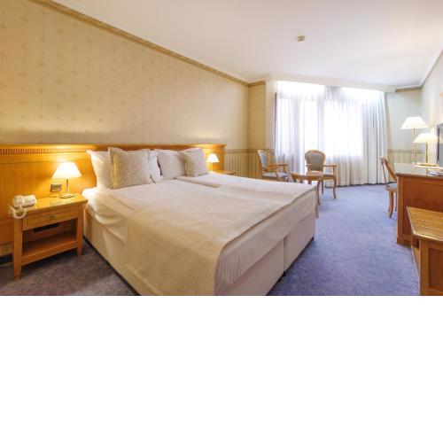 Hotel Downtown - TOP location in the heart of Sofia city