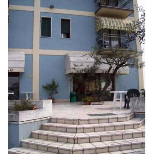 Hotel Du Lac