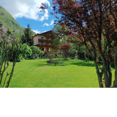 Hotel Estanys Blaus
