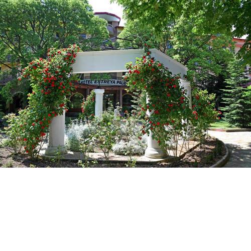 Hotel Estreya Palace